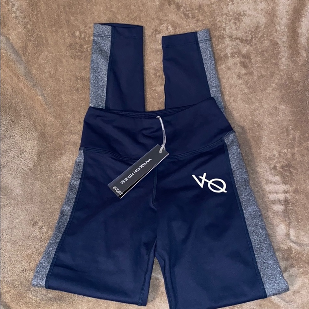 Vanquish Women’s Affinity Navy Leggings - Picture 2 of 3